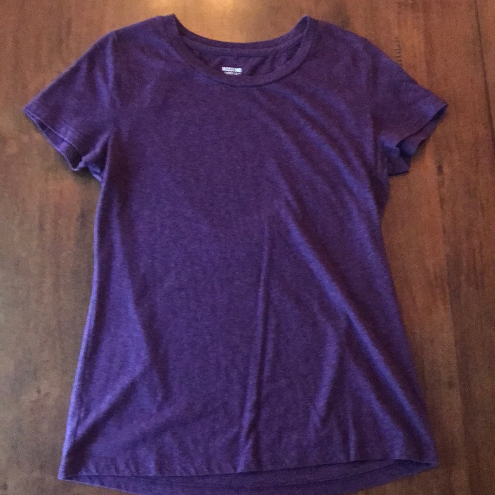 Mossimo T-shirt - L